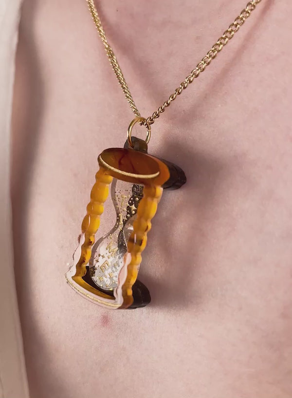 sands-of-time-pendant